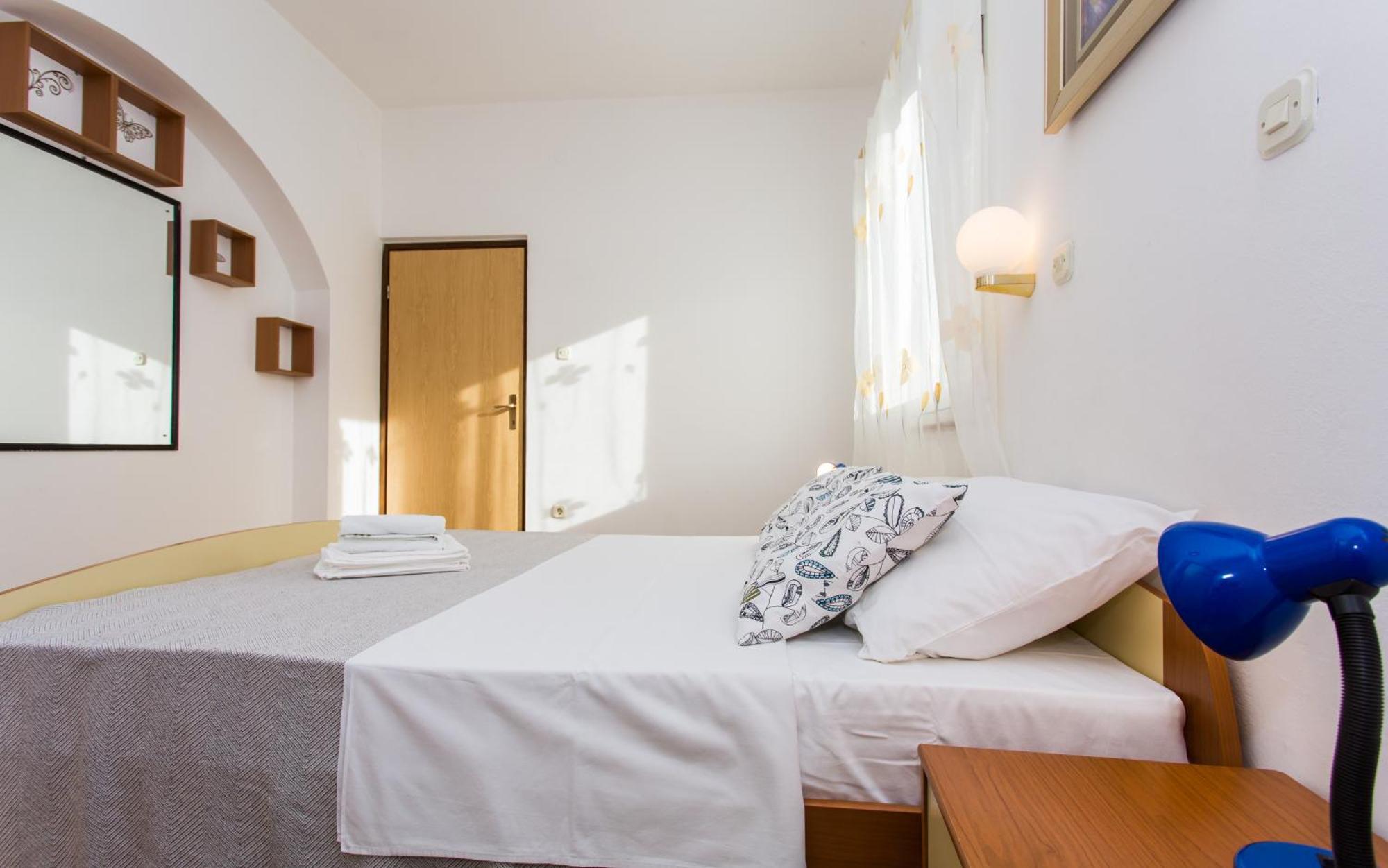 Apartments Luka 3 Baška Buitenkant foto