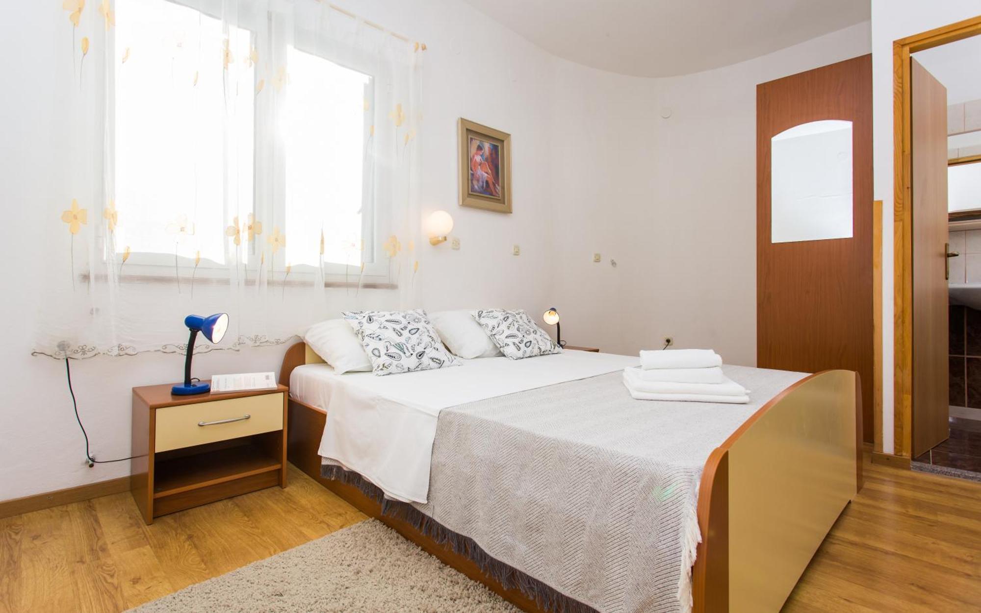 Apartments Luka 3 Baška Kamer foto